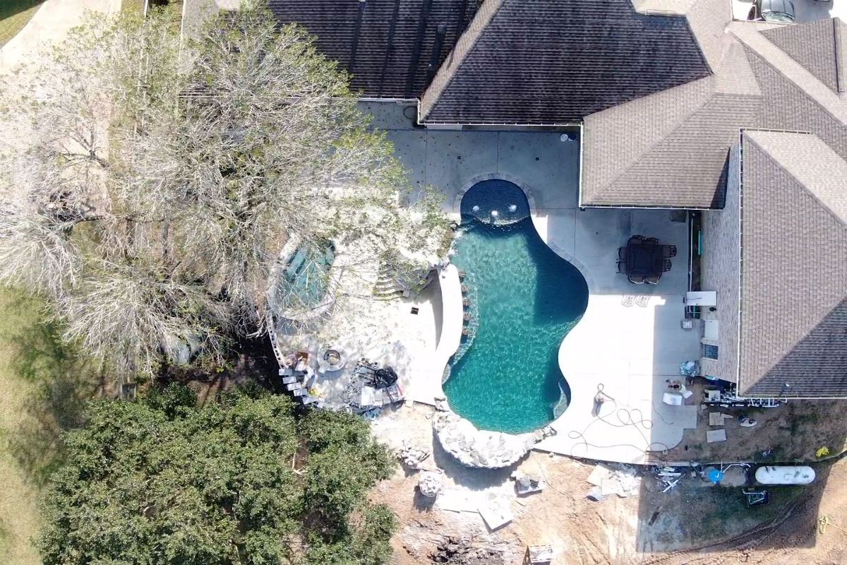 As the best company for certified pool renovations Houston, TX , JR Pool Plastering & Texas Gunite Ltd. is proud to improve the look of many homes in the area one swimming pool at a time.
